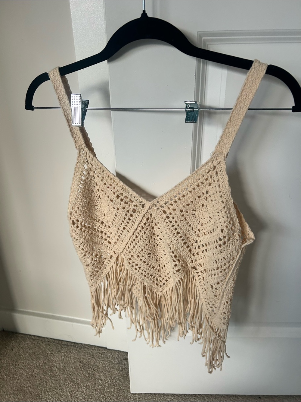 Pinky Crochet Fringe Crop Top - Cream